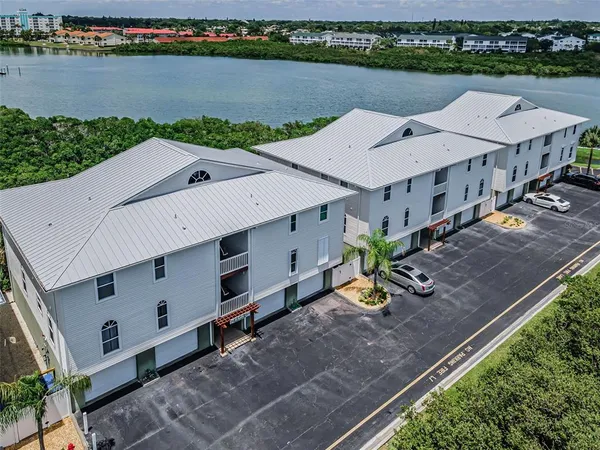 $555,000 | 19829 Gulf Boulevard, Unit 501, Indian Shores, FL 33785