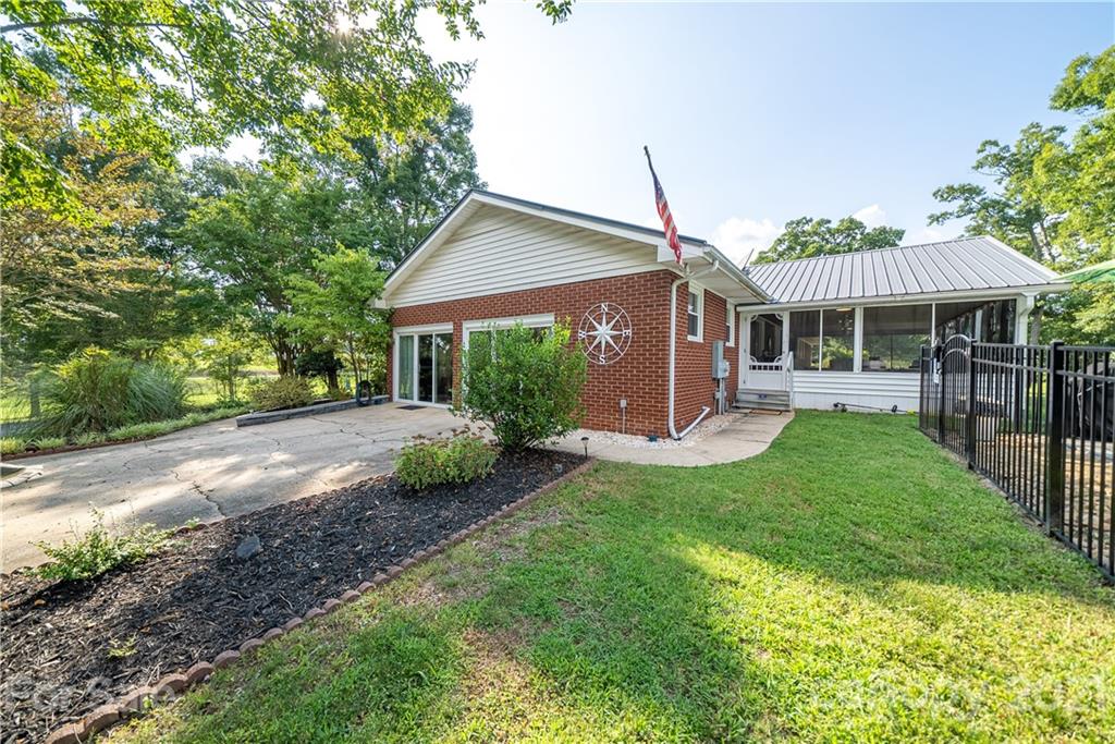 645 South Oak Ridge Road Oakboro, NC 28129 - Photo 5 of 37 Gallery Image 5