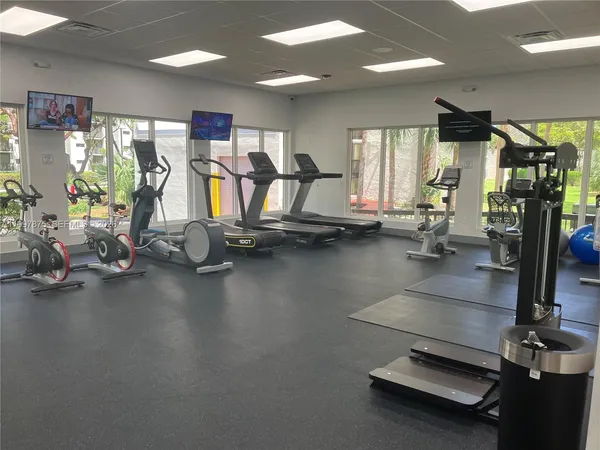 $2,250 | 16919 North Bay Road, Unit 210, Sunny Isles Beach, FL 33160