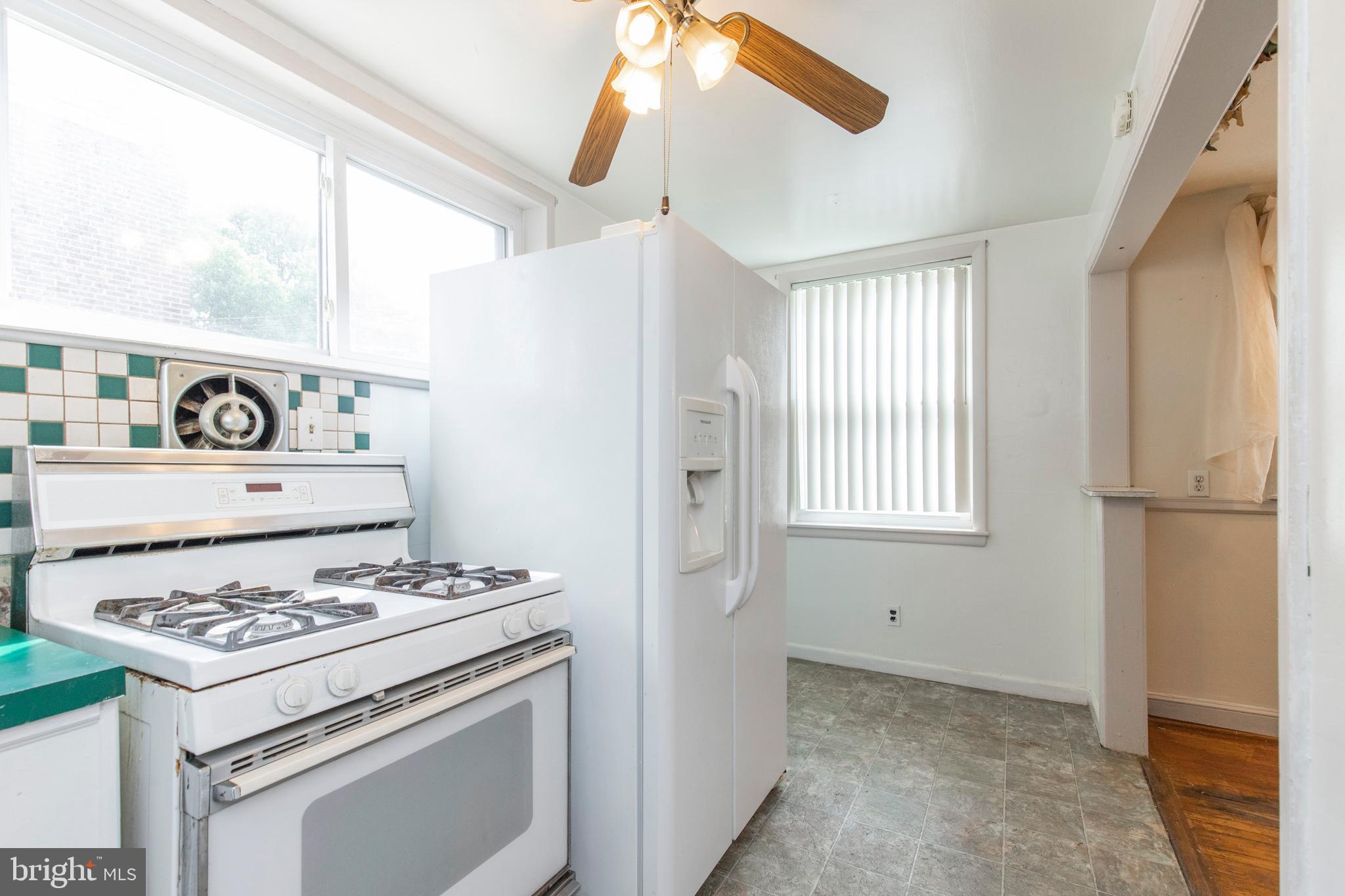 330 Rively Avenue Darby, PA 19023 - Photo 14 of 43 Gallery Image 14