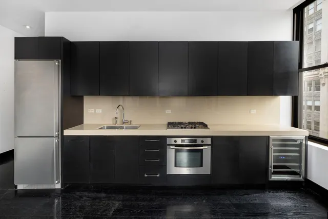 $2,950,000 | 254 Park Avenue South, Unit 9D | Flatiron