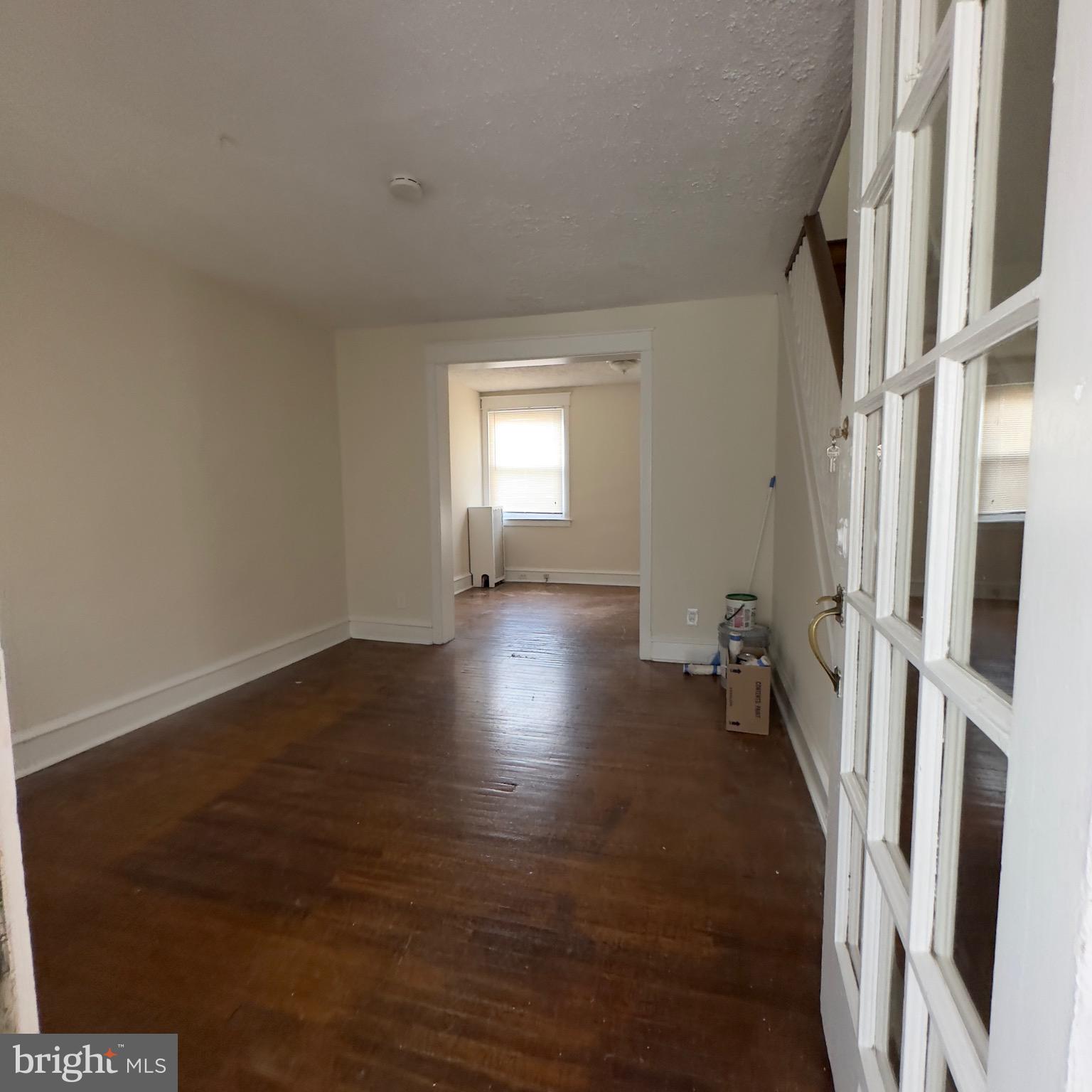 522 Woodcliffe Road Upper Darby, PA 19082 - Photo 4 of 15