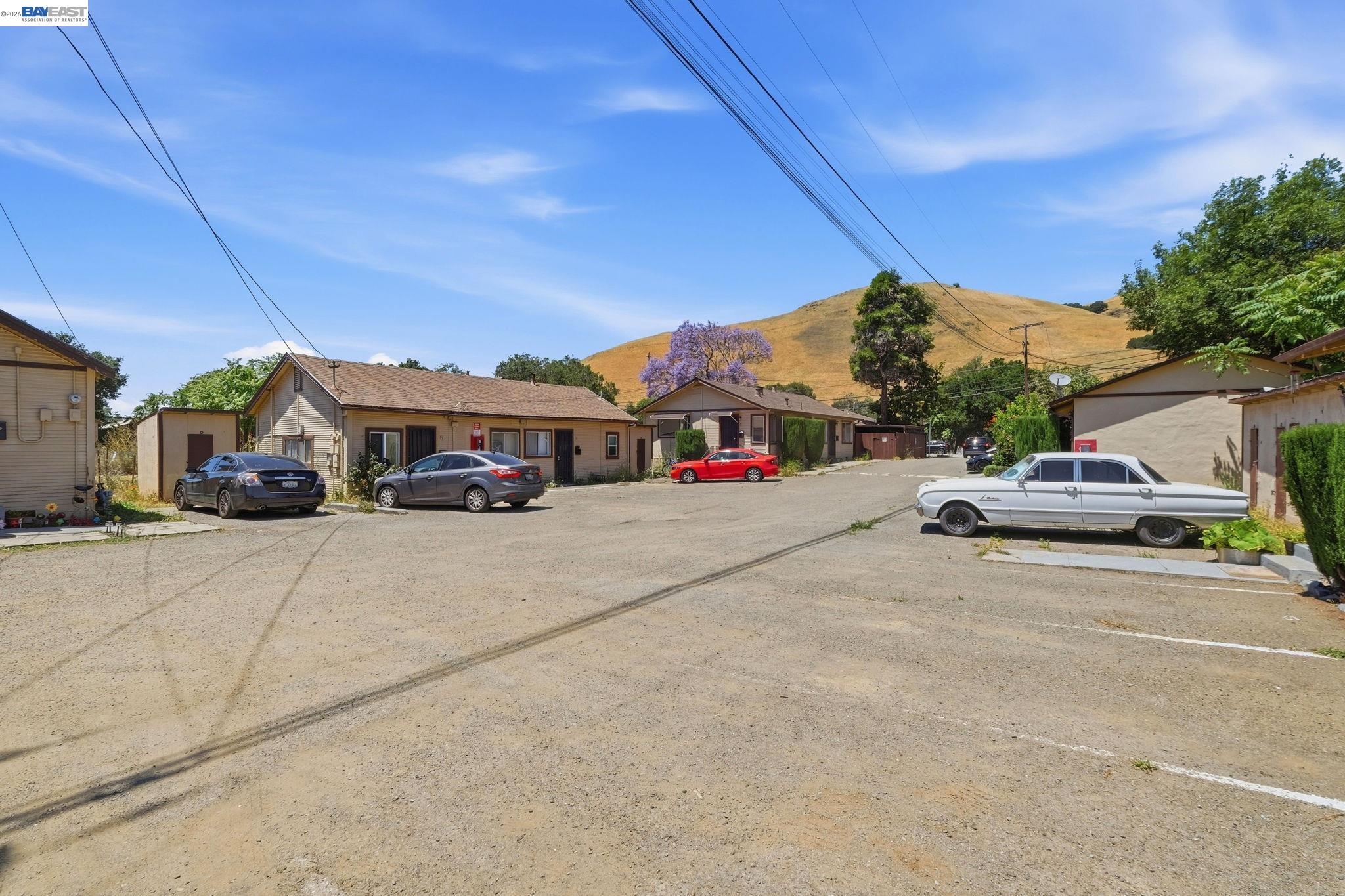 585 Old Canyon Road Fremont, CA 94536 - Photo 24 of 45