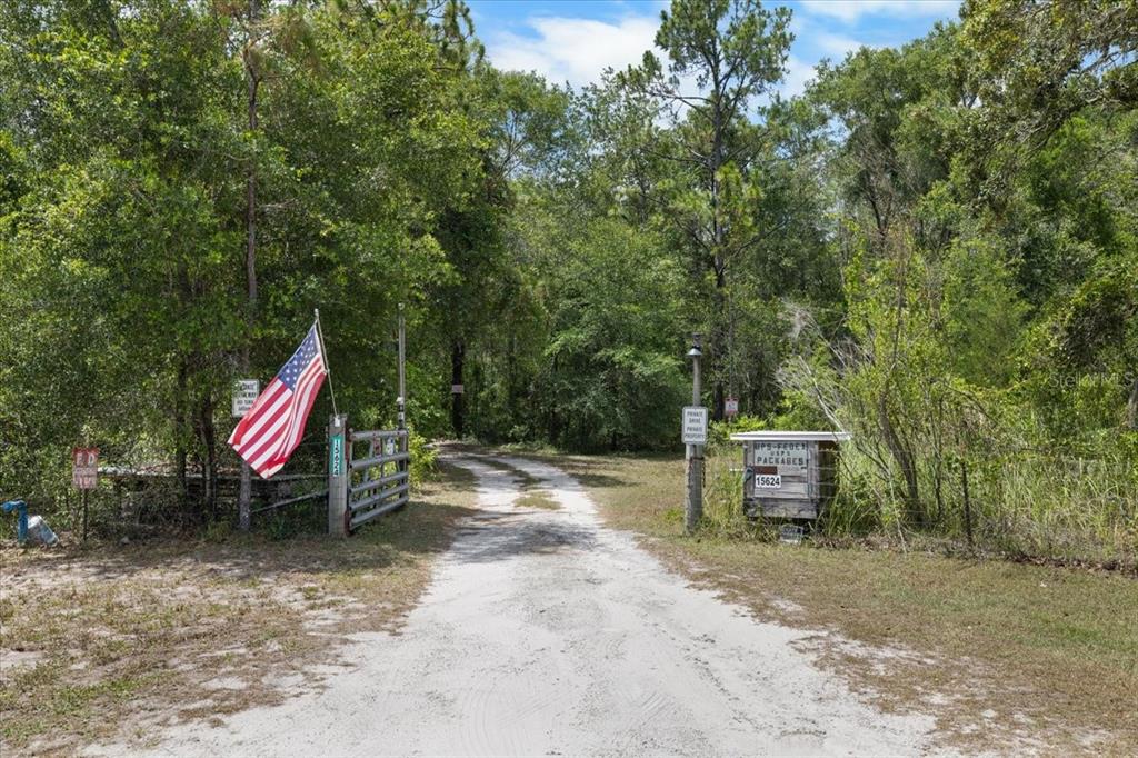 15624 Peace Boulevard Spring Hill, FL 34610 - Photo 3 of 59