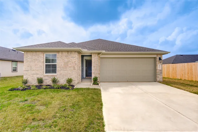 $2,100 | 1254 Waterside Trace, Sealy, TX 77474