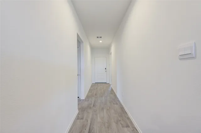 $2,100 | 1254 Waterside Trace, Sealy, TX 77474