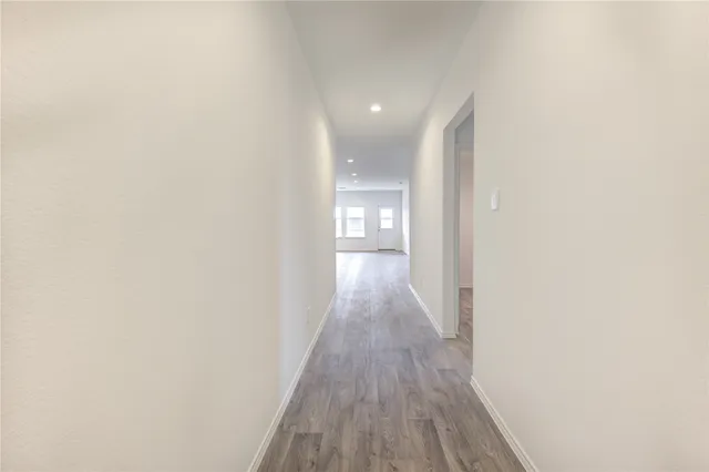 $2,100 | 1254 Waterside Trace, Sealy, TX 77474