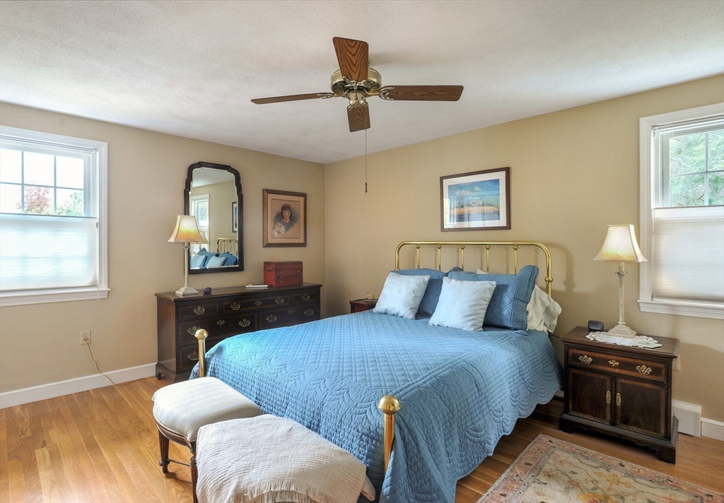 12 Oak Ridge Circle Weymouth, MA 02188 - Photo 18 of 27