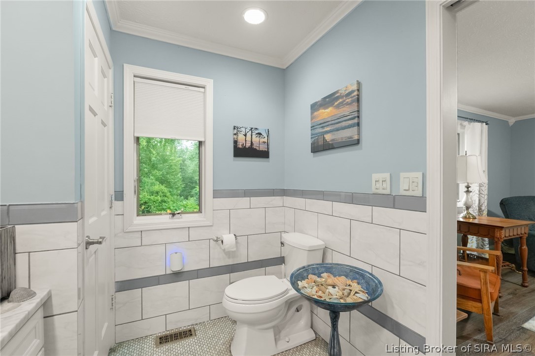 2488 West County 575 Road South Vallonia, IN 47281 - Photo 52 of 85