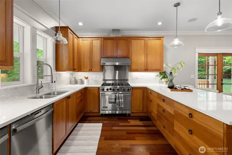 $1,675,000 | 6963 Northeast Hidden Cove Road, Bainbridge Island, WA 98110