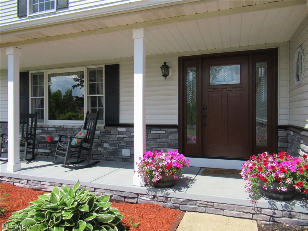 6536 Lake Road Medina, OH 44256 - Photo 2 of 35 Inviting front porch