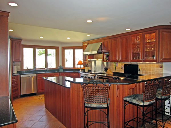 44 Page Farm Road Sherborn, MA 01770 - Photo 6 of 22 Gallery Image 6