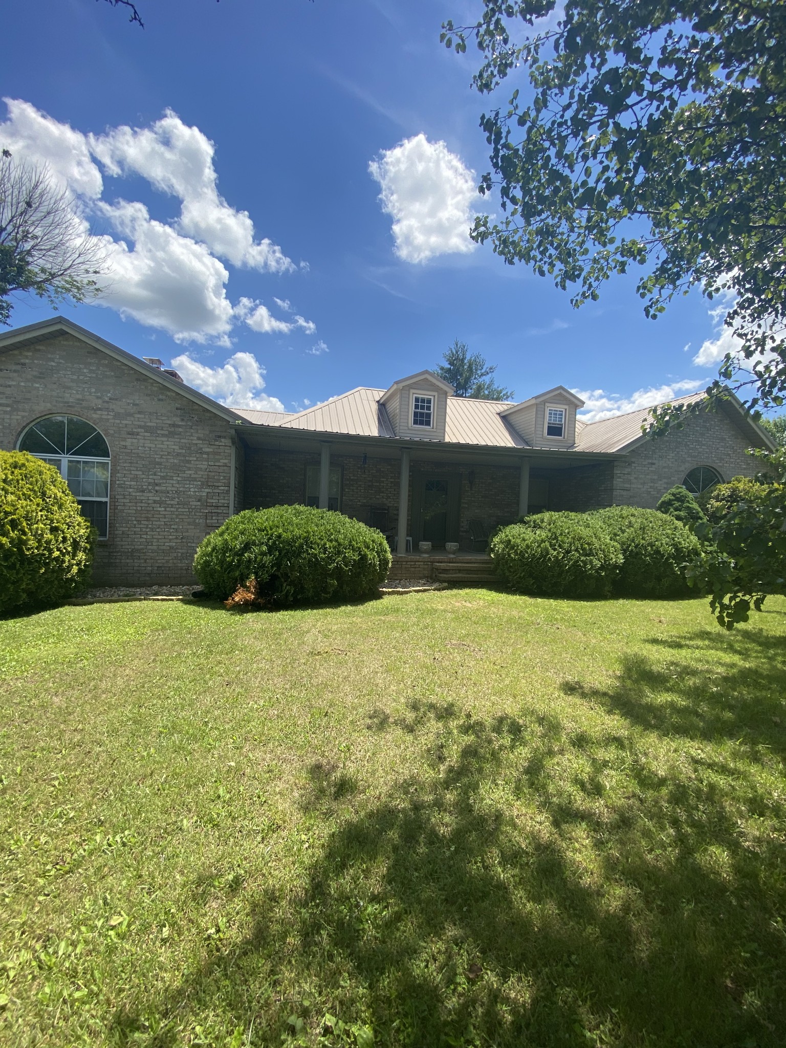 2002 Unionville Deason Road Bell Buckle, TN 37020 - Photo 1 of 62 Gallery Image 1
