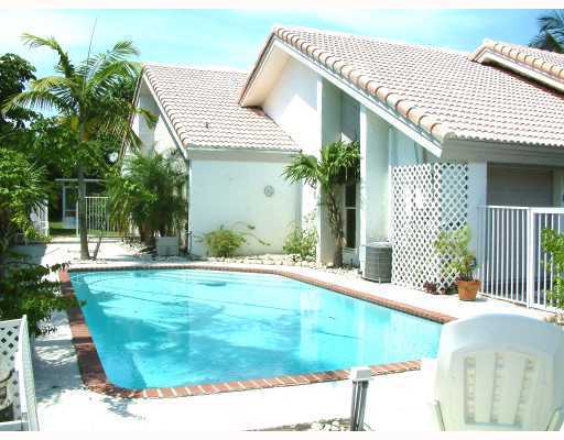 9719 Erica Court Boca Raton, FL 33496 - Photo 1 of 6 Primary Photo