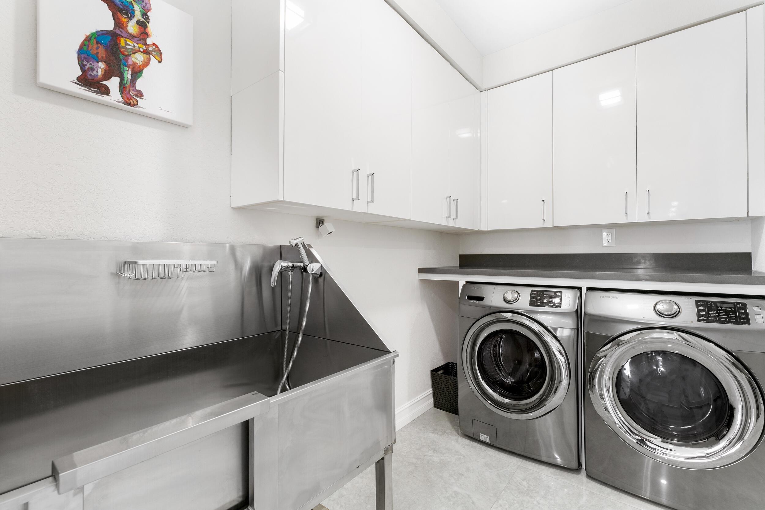 7188 Northeast 8th Drive Boca Raton, FL 33487 - Photo 21 of 65 230-Laundry 1