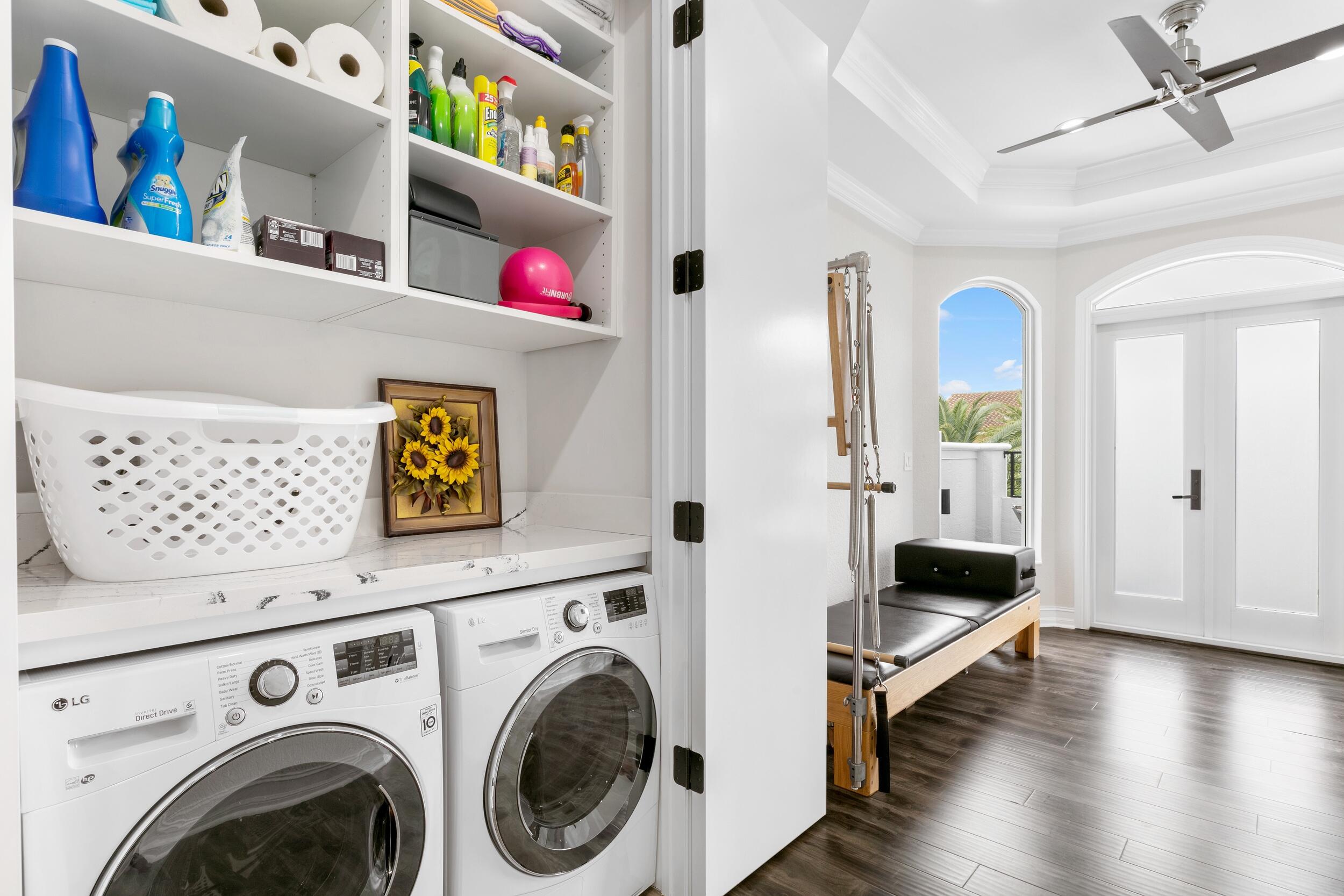 7188 Northeast 8th Drive Boca Raton, FL 33487 - Photo 47 of 65 460-Master Laundry