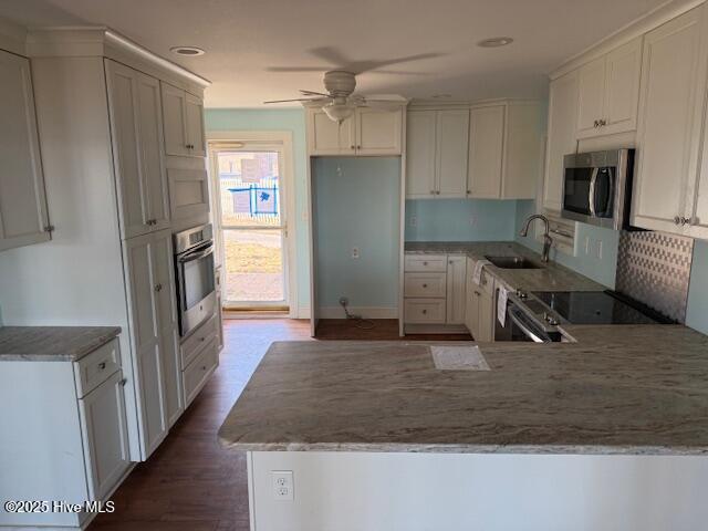 913 Stately Pines Road New Bern, NC 28560 - Photo 3 of 20 Kitchen View 2