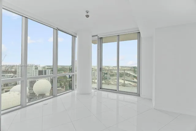 $590,000 | 851 Northeast 1st Avenue, Unit 2102, Miami, FL 33132