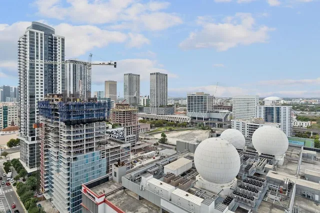 $590,000 | 851 Northeast 1st Avenue, Unit 2102, Miami, FL 33132