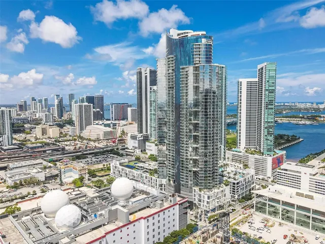 $590,000 | 851 Northeast 1st Avenue, Unit 2102, Miami, FL 33132