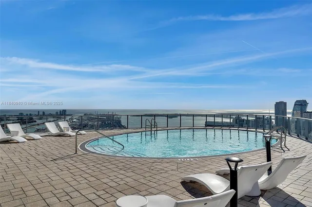 $590,000 | 851 Northeast 1st Avenue, Unit 2102, Miami, FL 33132