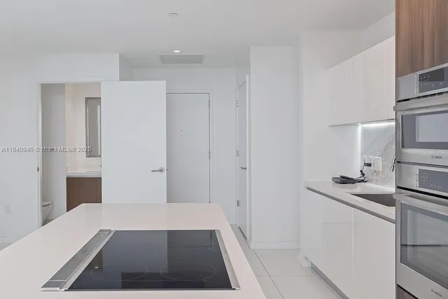 $590,000 | 851 Northeast 1st Avenue, Unit 2102, Miami, FL 33132