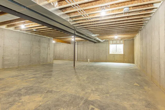 $365,000 | 335 Eisenhower, Cuba City, WI 53807