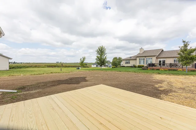 $365,000 | 335 Eisenhower, Cuba City, WI 53807