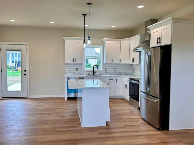 $365,000 | 335 Eisenhower, Cuba City, WI 53807