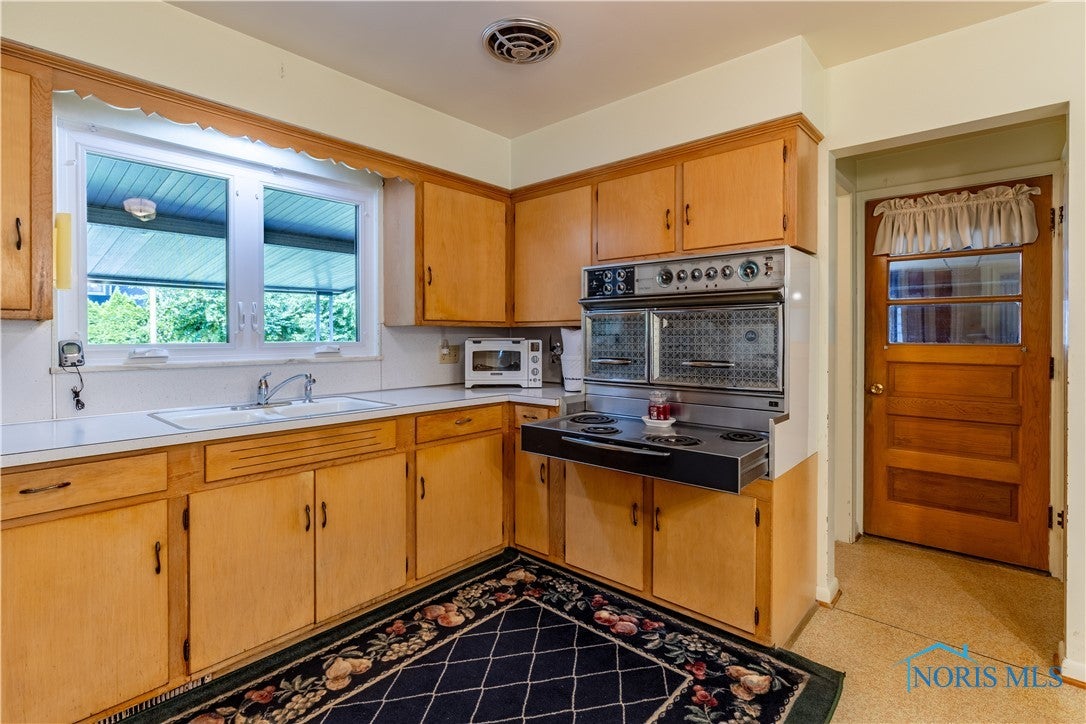 3133 Aldringham Road Toledo, OH 43606 - Photo 16 of 50 Gallery Image 16