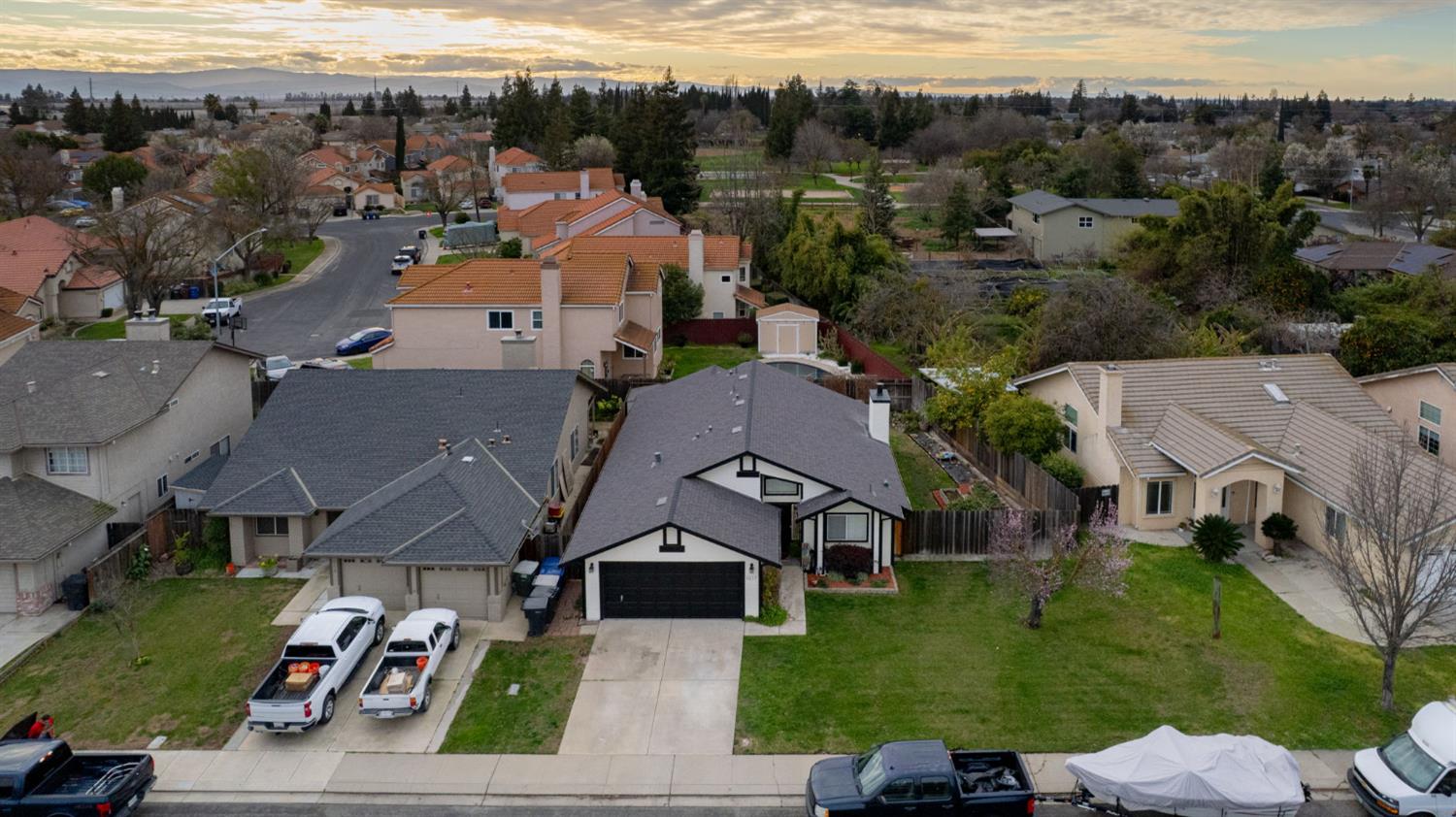 1017 Jayhawk Way Modesto, CA 95358 - Photo 30 of 32 an aerial view of a house with a garden