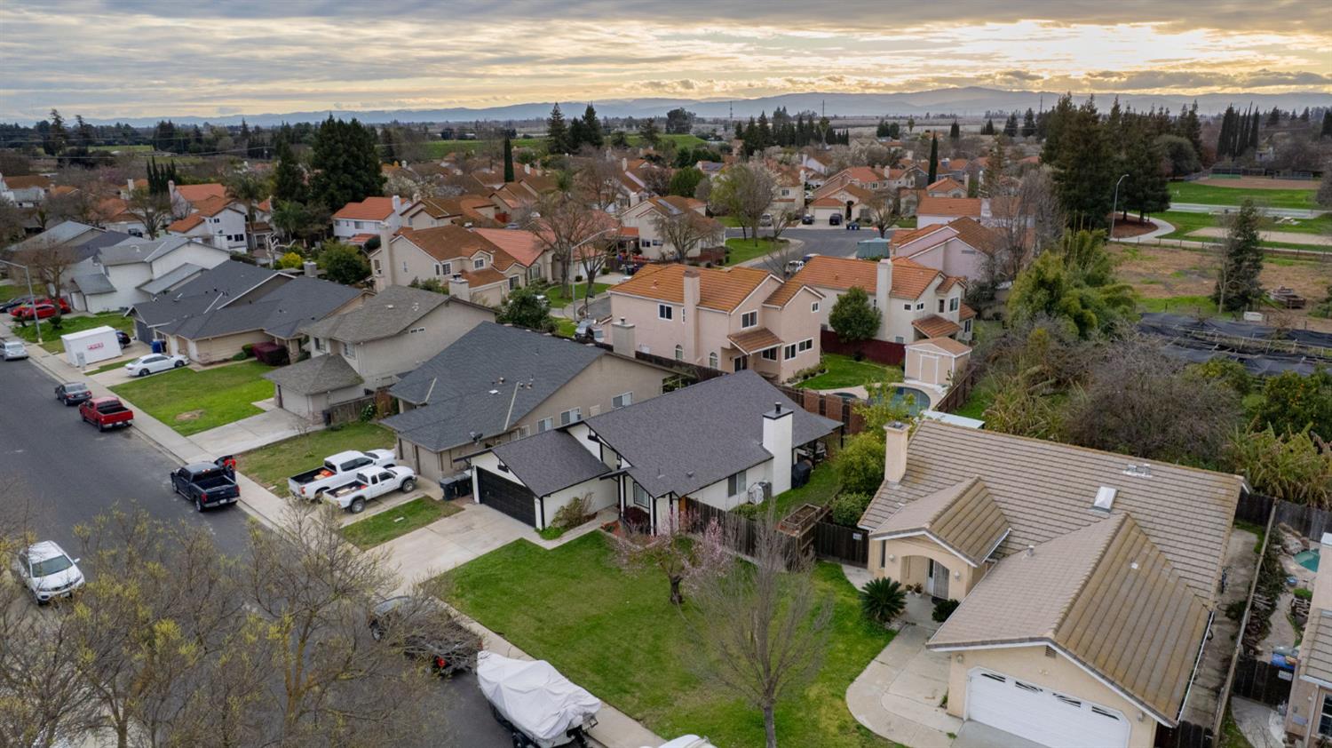 1017 Jayhawk Way Modesto, CA 95358 - Photo 31 of 32 an aerial view of multiple house