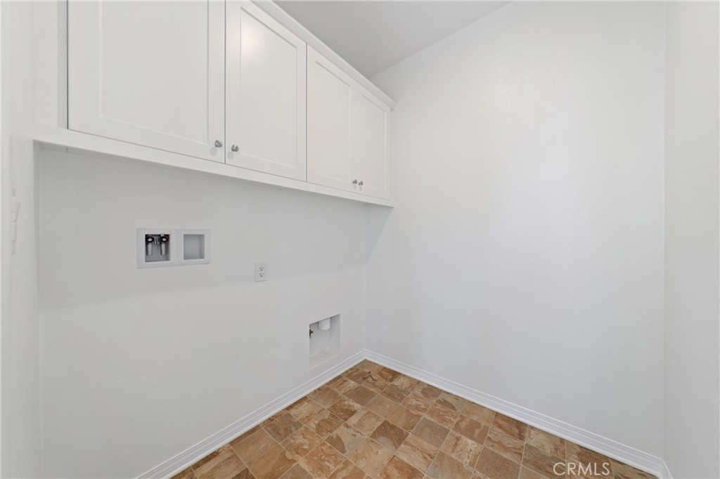 8757 Roving Place Chino, CA 91708 - Photo 19 of 46