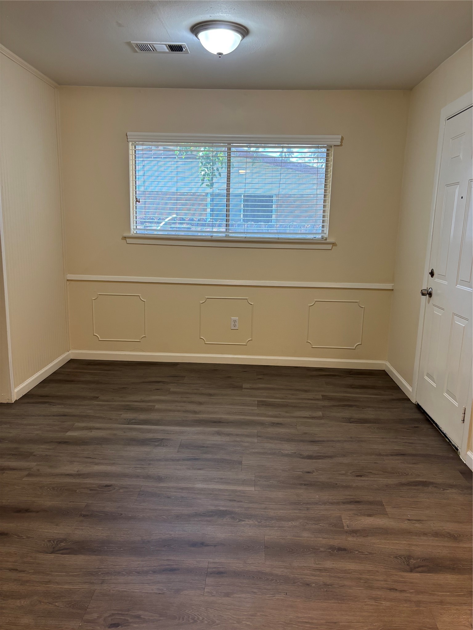 10422 Winding Trail Road La Porte, TX 77571 - Photo 4 of 16 Dining room
