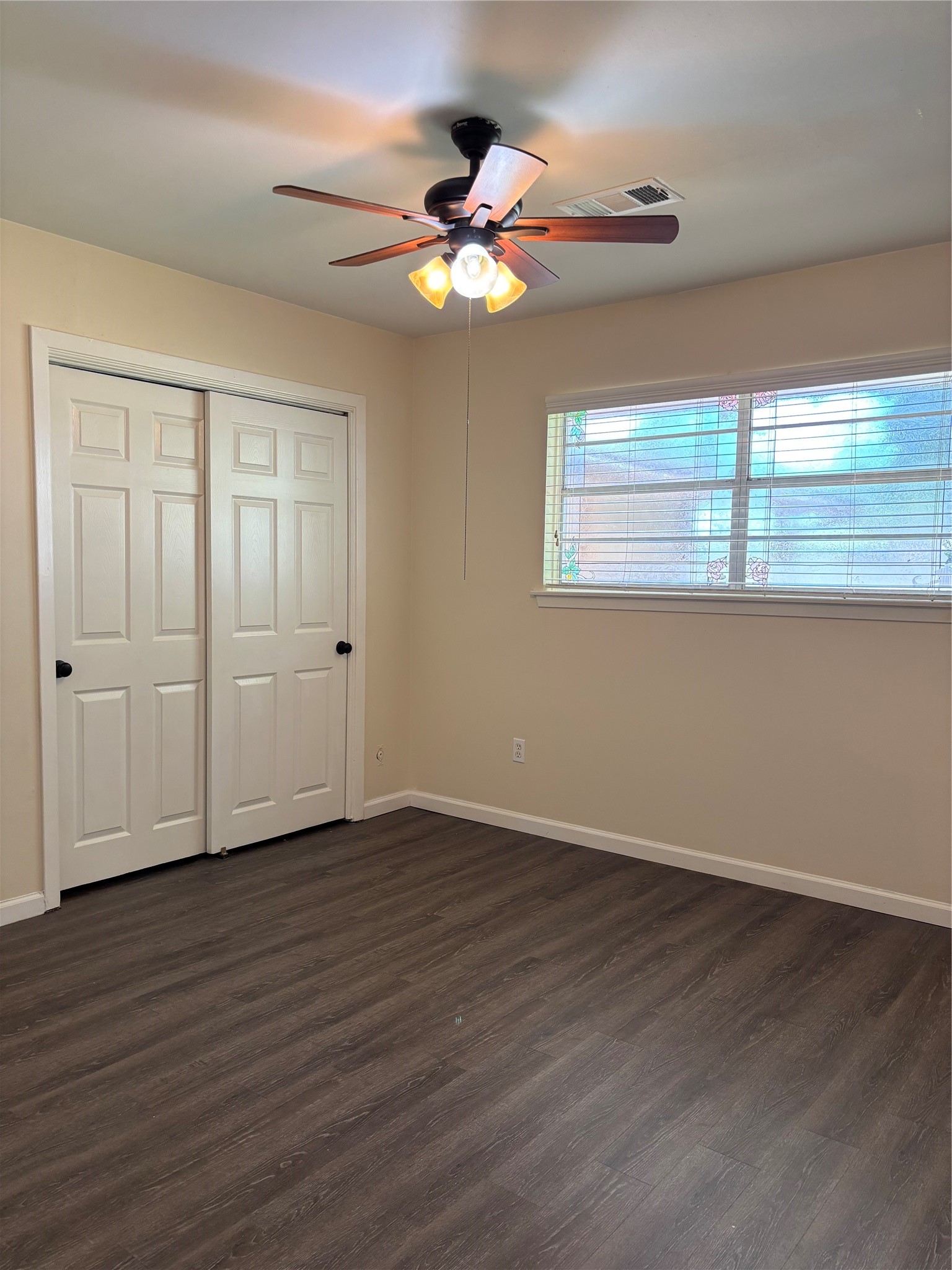 10422 Winding Trail Road La Porte, TX 77571 - Photo 7 of 16 1st Bedroom