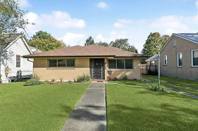 $474,500 | 637 Dodge Avenue, Jefferson, LA 70121