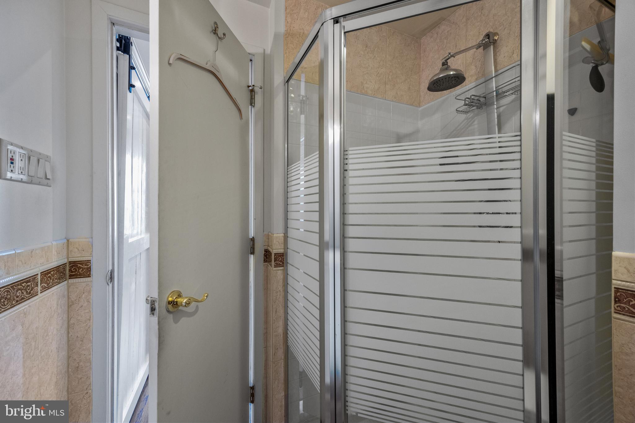 2135 Walnut Street, Unit 1202 Philadelphia, PA 19103 - Photo 18 of 36