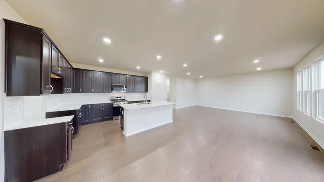 $4,000 | 747 Haywood Drive, Saline, MI 48176