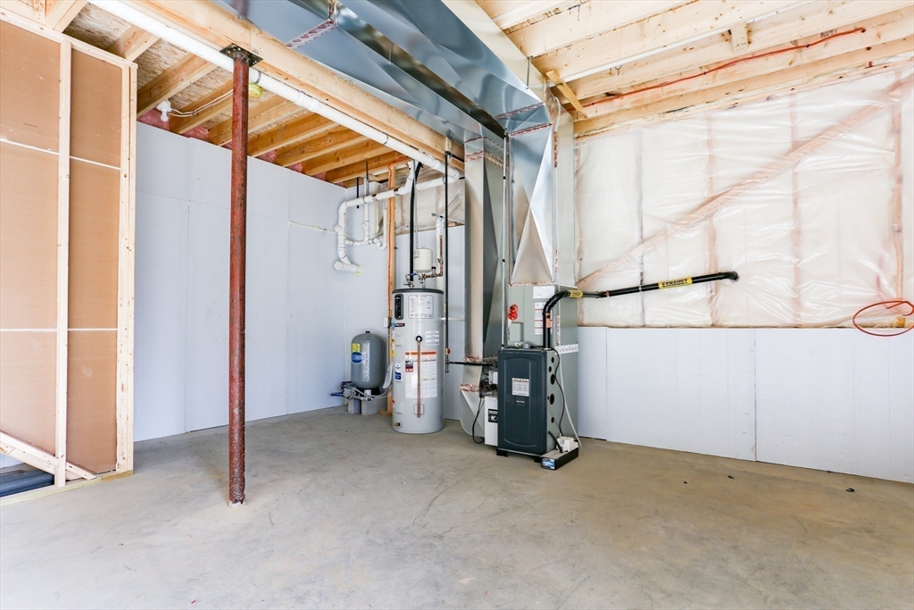 95 Town Farm Road Warren, MA 01083 - Photo 33 of 38 a view of small space