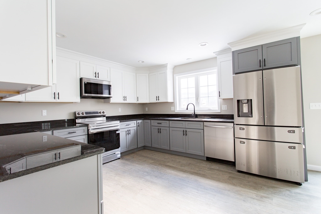 95 Town Farm Road Warren, MA 01083 - Photo 5 of 38