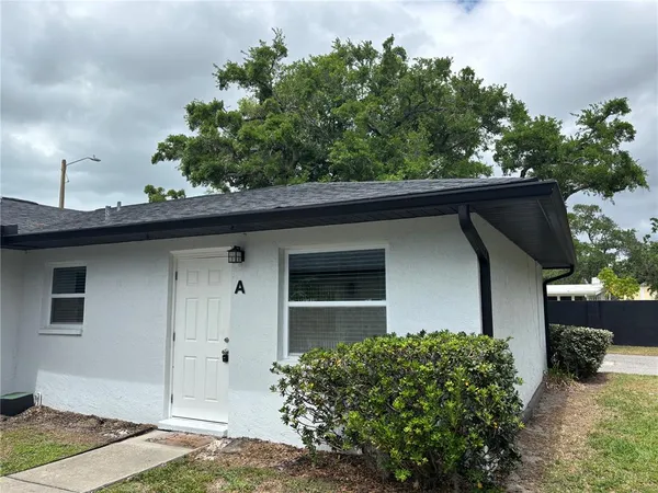 $2,100 | 5839 Erin Lane South, Unit A, St. Petersburg, FL 33712