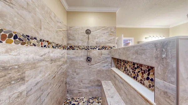 a view of utility room