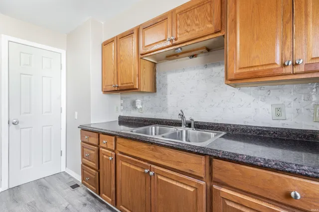 $117,000 | 1825 South Bosse Avenue, Evansville, IN 47712