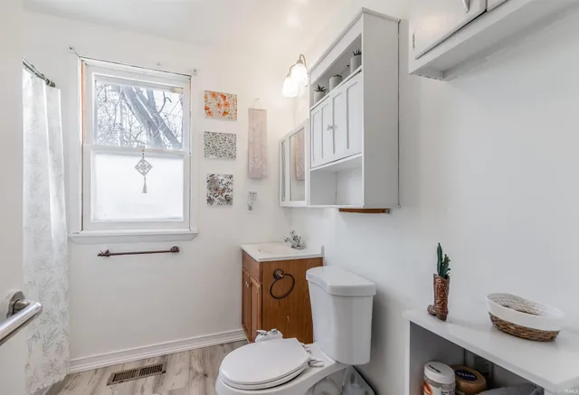 $117,000 | 1825 South Bosse Avenue, Evansville, IN 47712