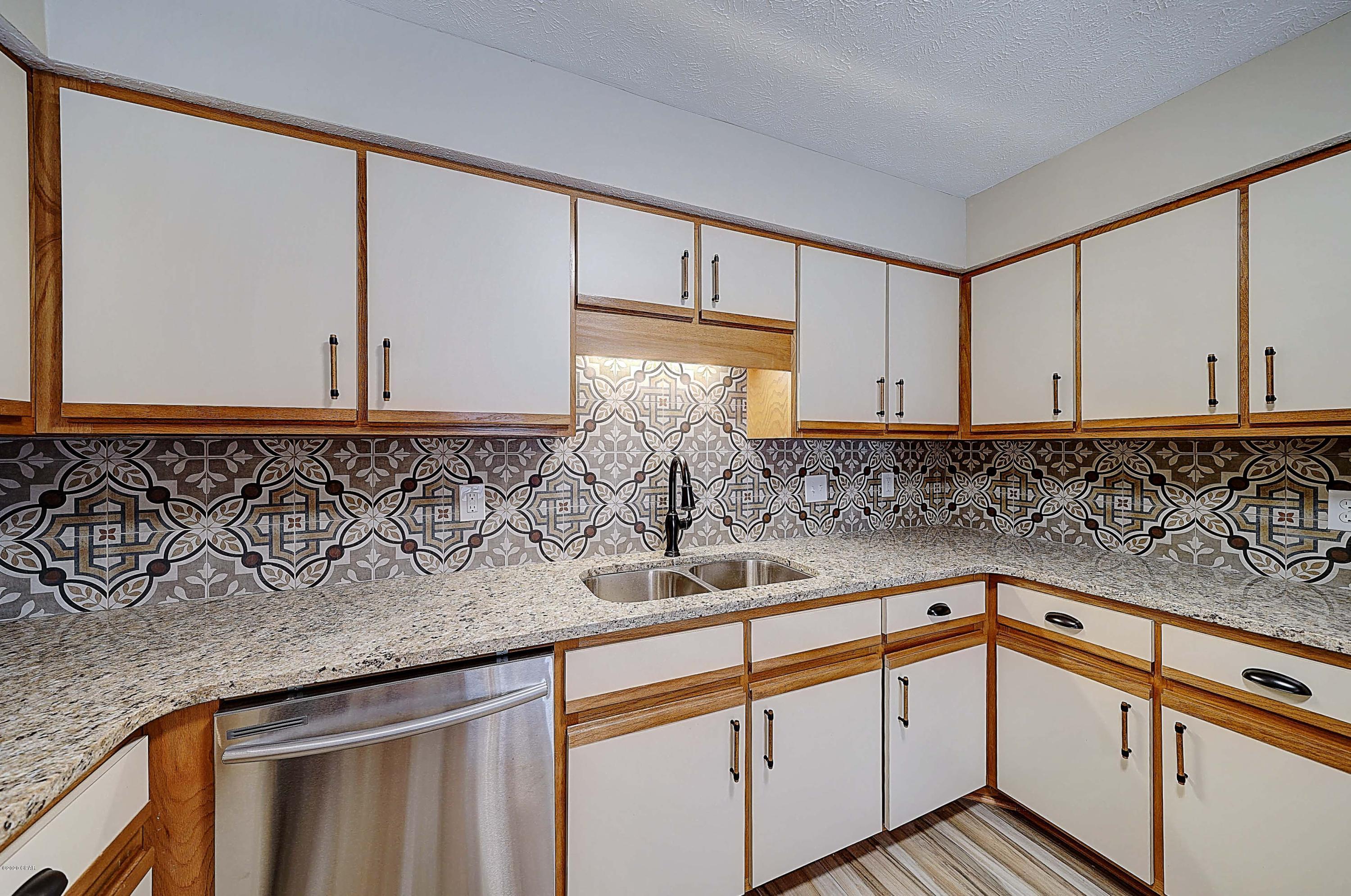 115 Ridgecrest Court Panama City, FL 32405 - Photo 6 of 27 Gallery Image 6