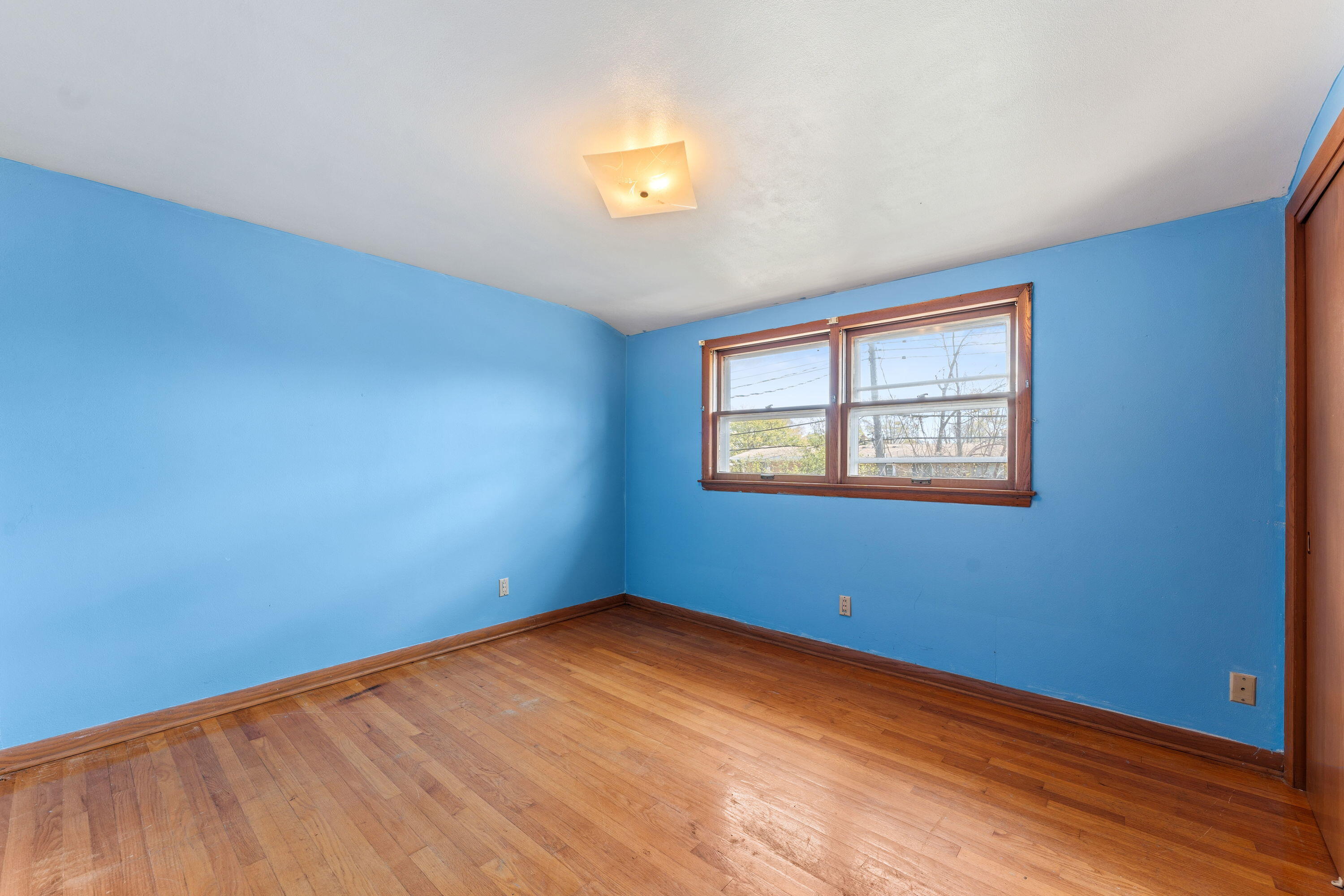 3842 South 77th Street Milwaukee, WI 53220 - Photo 15 of 17 2nd fl BR 2