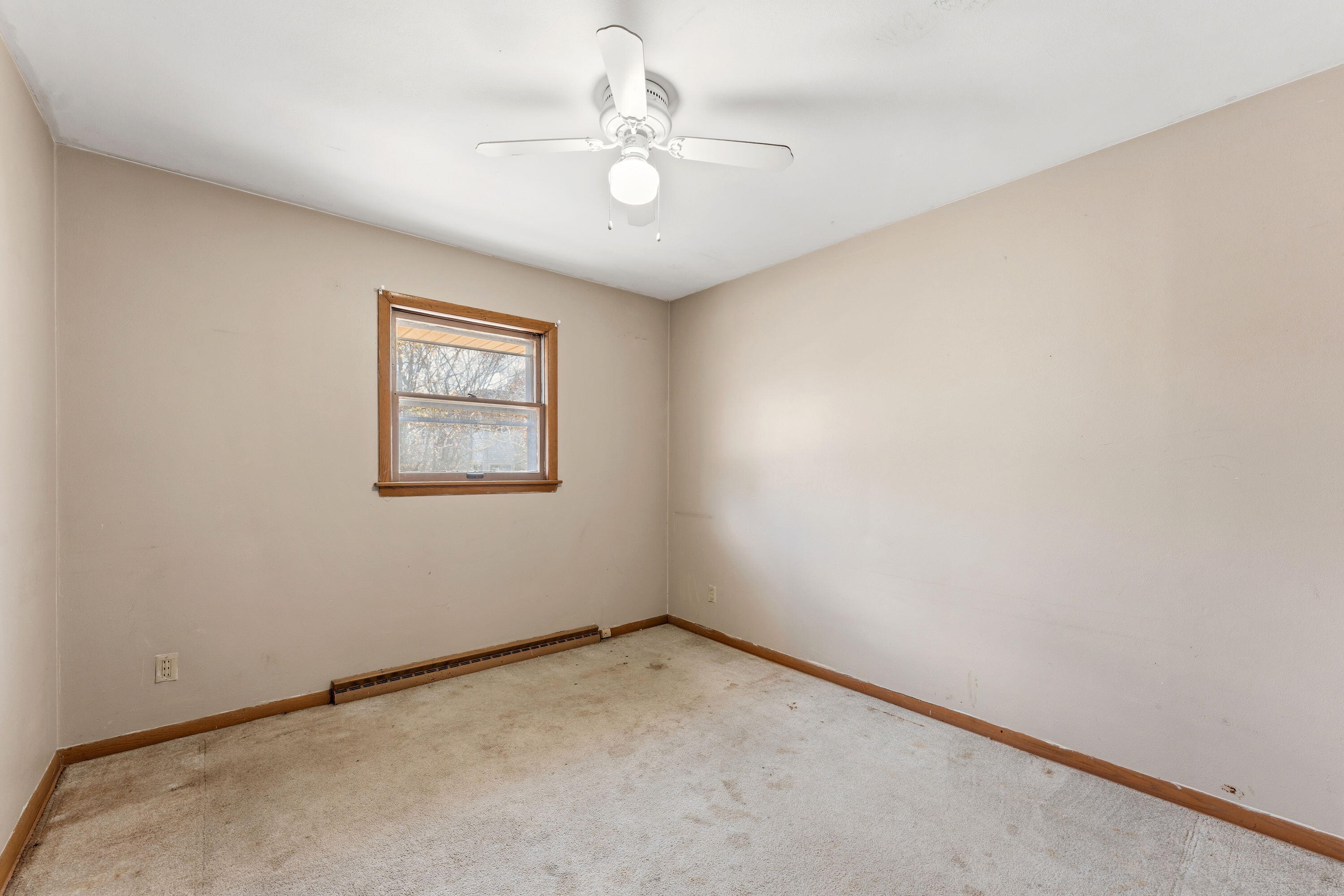3842 South 77th Street Milwaukee, WI 53220 - Photo 6 of 17 1st fl BR 1