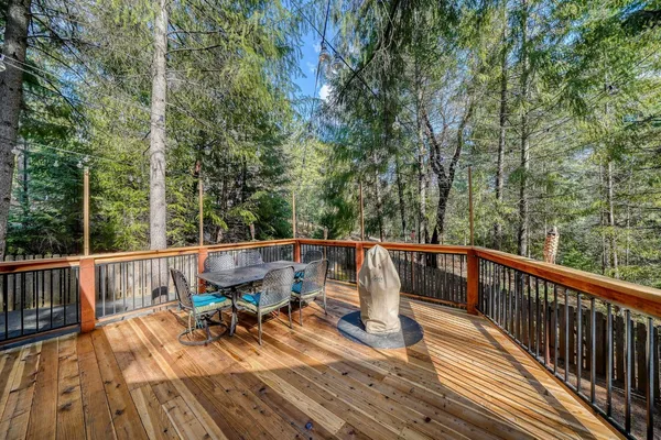 a view of an entryway