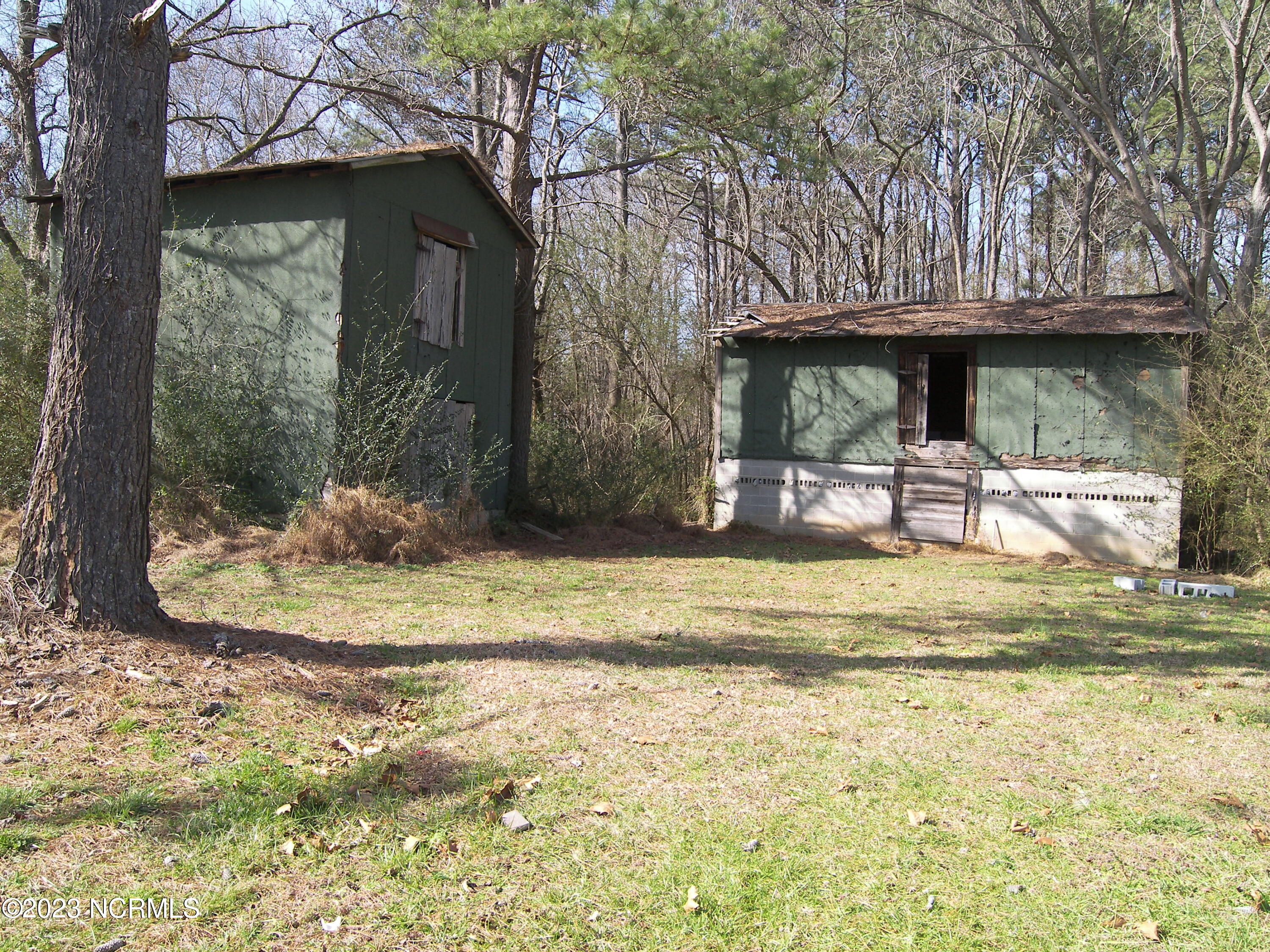 8872 Pleasant Grove Church Road Spring Hope, NC 27882 - Photo 5 of 14 100_7885