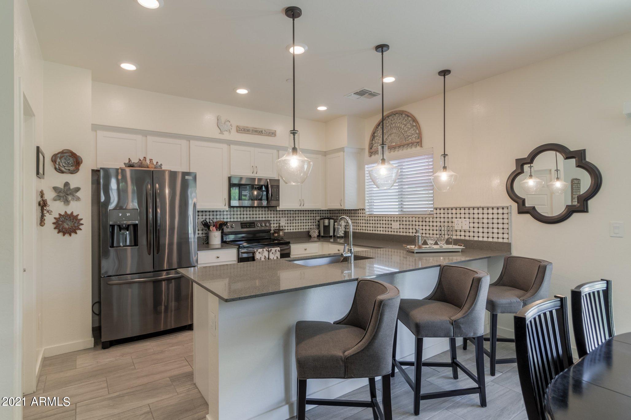 1861 East Frye Road, Unit 102 Gilbert, AZ 85295 - Photo 13 of 39 Frye Road (26).jpg-SMALL